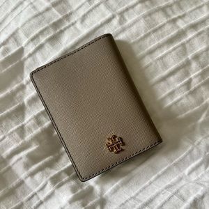 Tory Burch Flap Card Holder